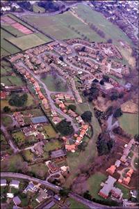 030 Aerial View of Charlton Park 1987 © David Hanks